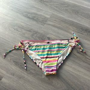 Roxy bathing suit bottoms